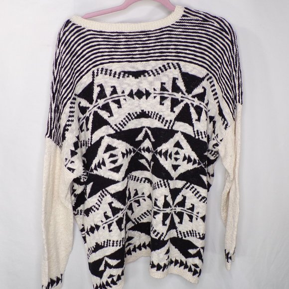 *Forever 21 Oversized Sweater, Sz L - Picture 3 of 3
